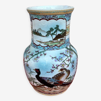 Vase en décor asiatique
