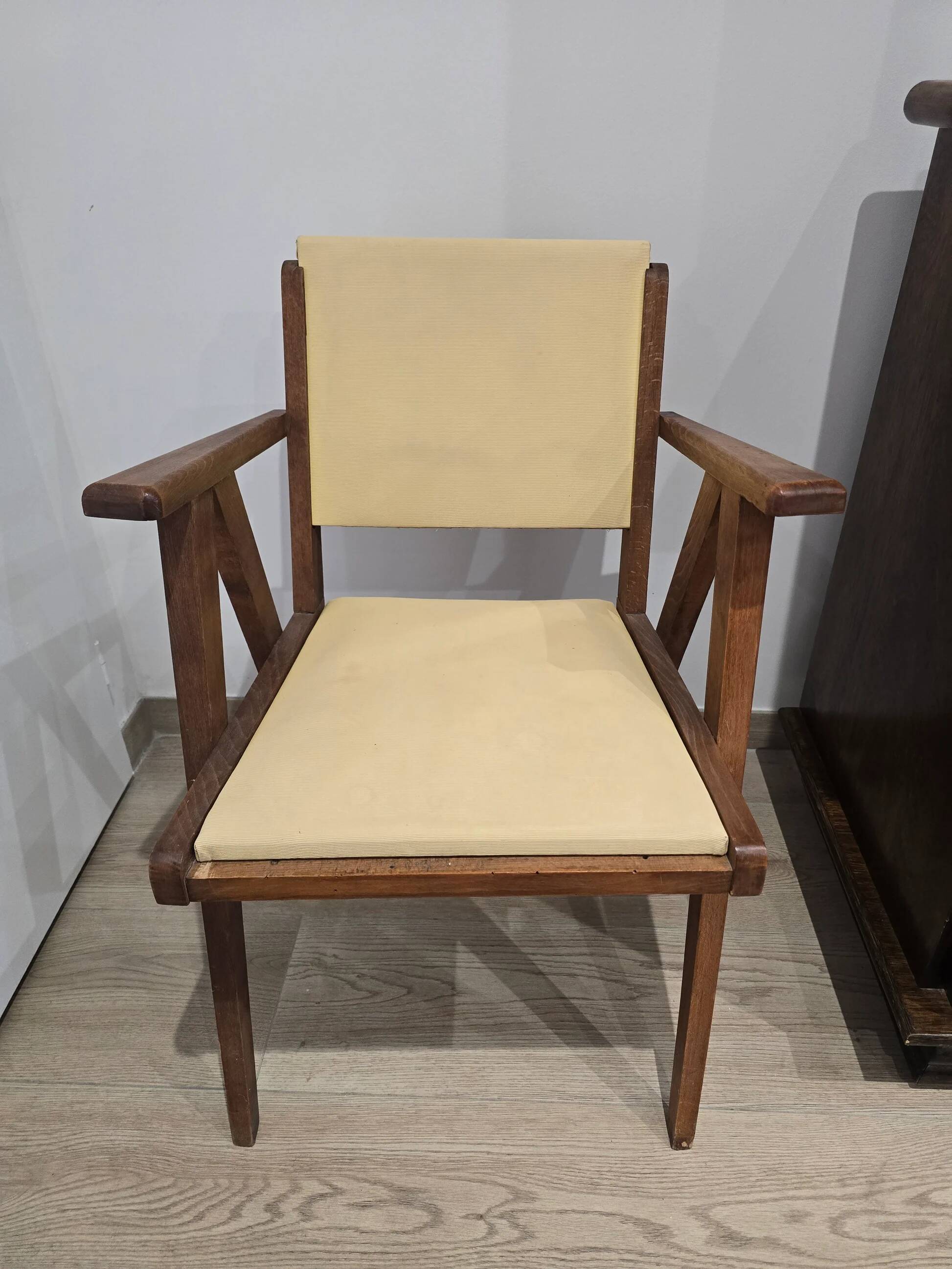 Vintage modernist lounge chair – Scandinavian 1950s-1960s