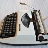 Model machine to write portable Adler Tippa 1960 s