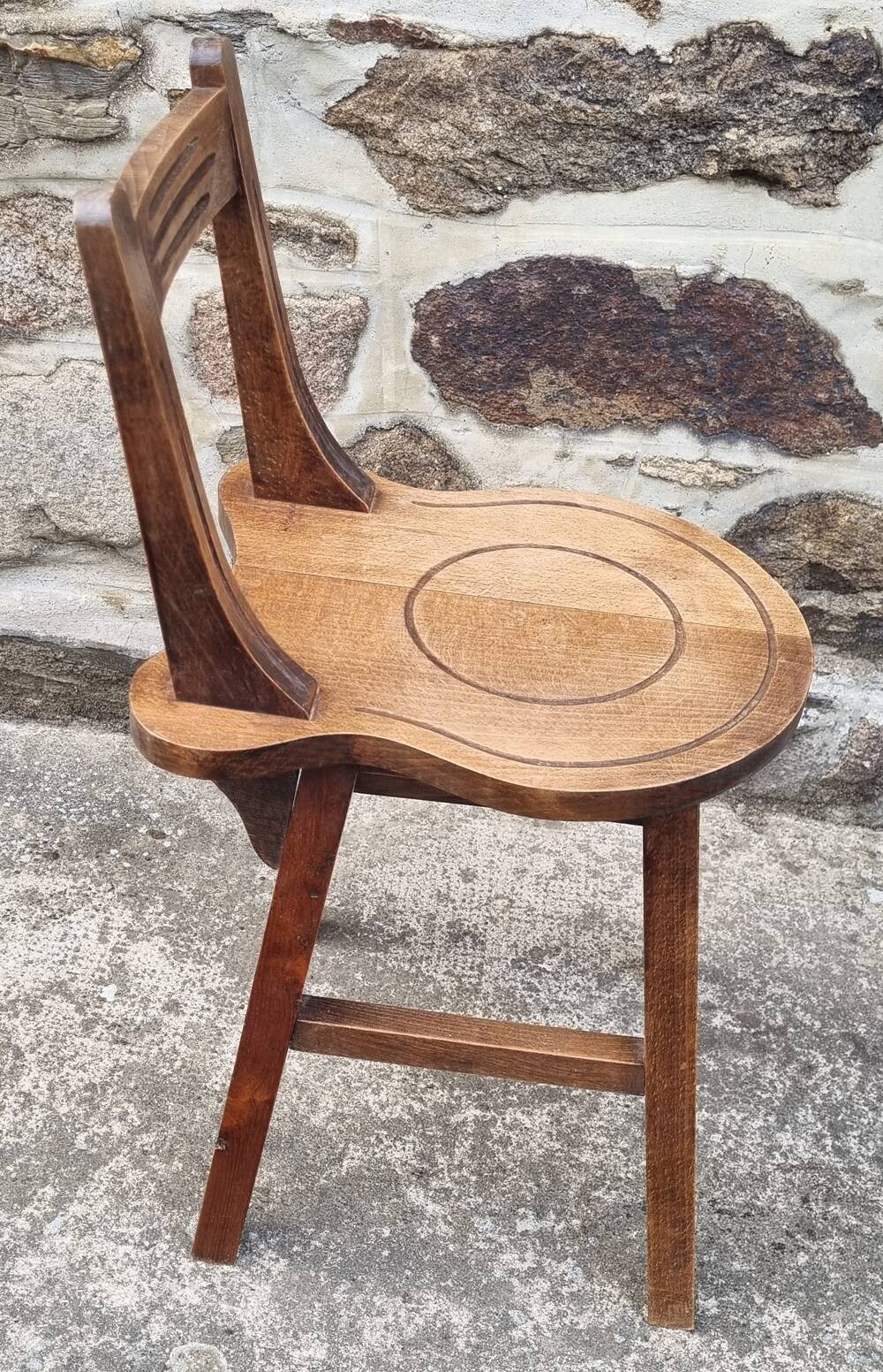Ensemble de chaises et tabourets rustiques en chêne sculpté, 1950