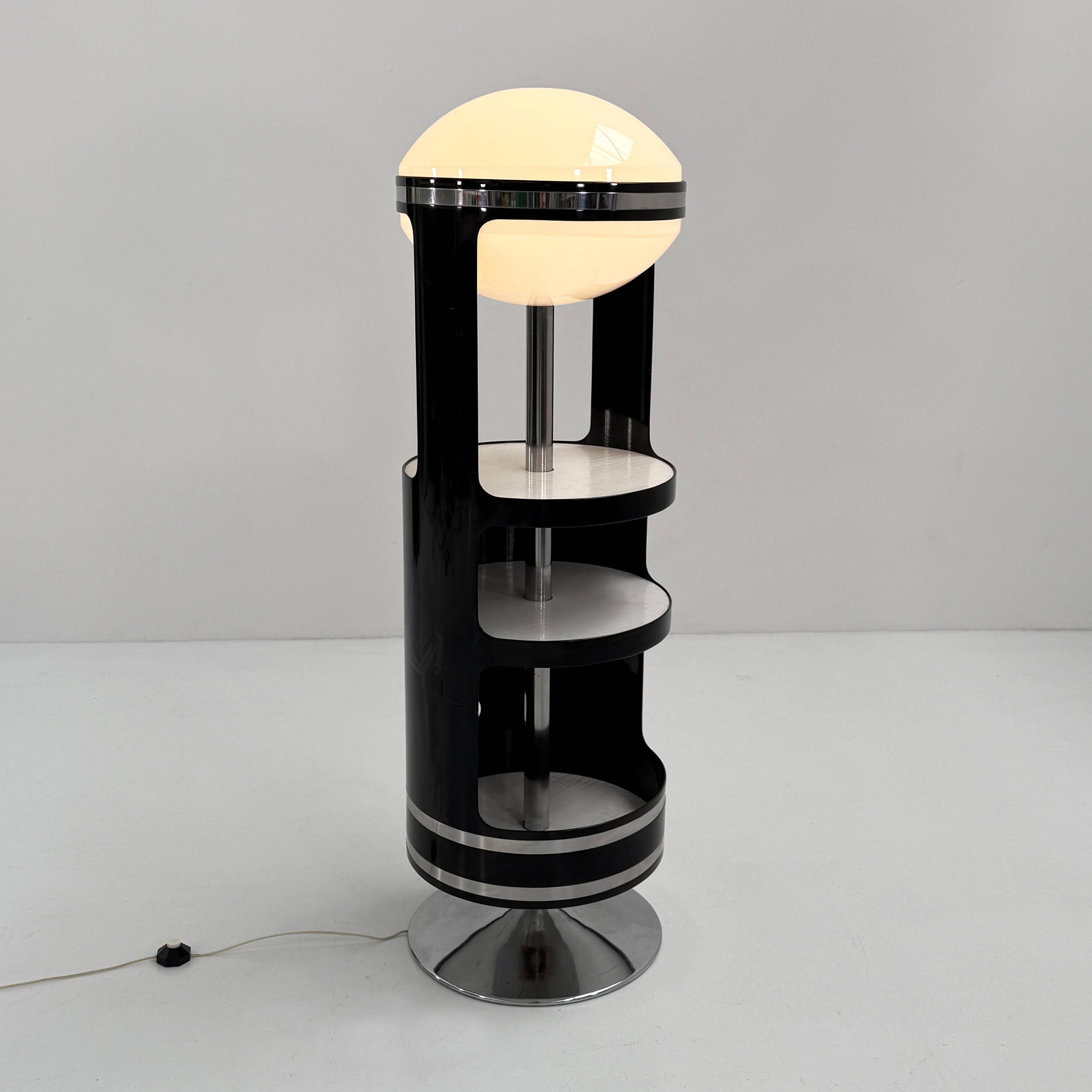 Bar Cabinet Pivotant avec Lampe Intégrée, 1960