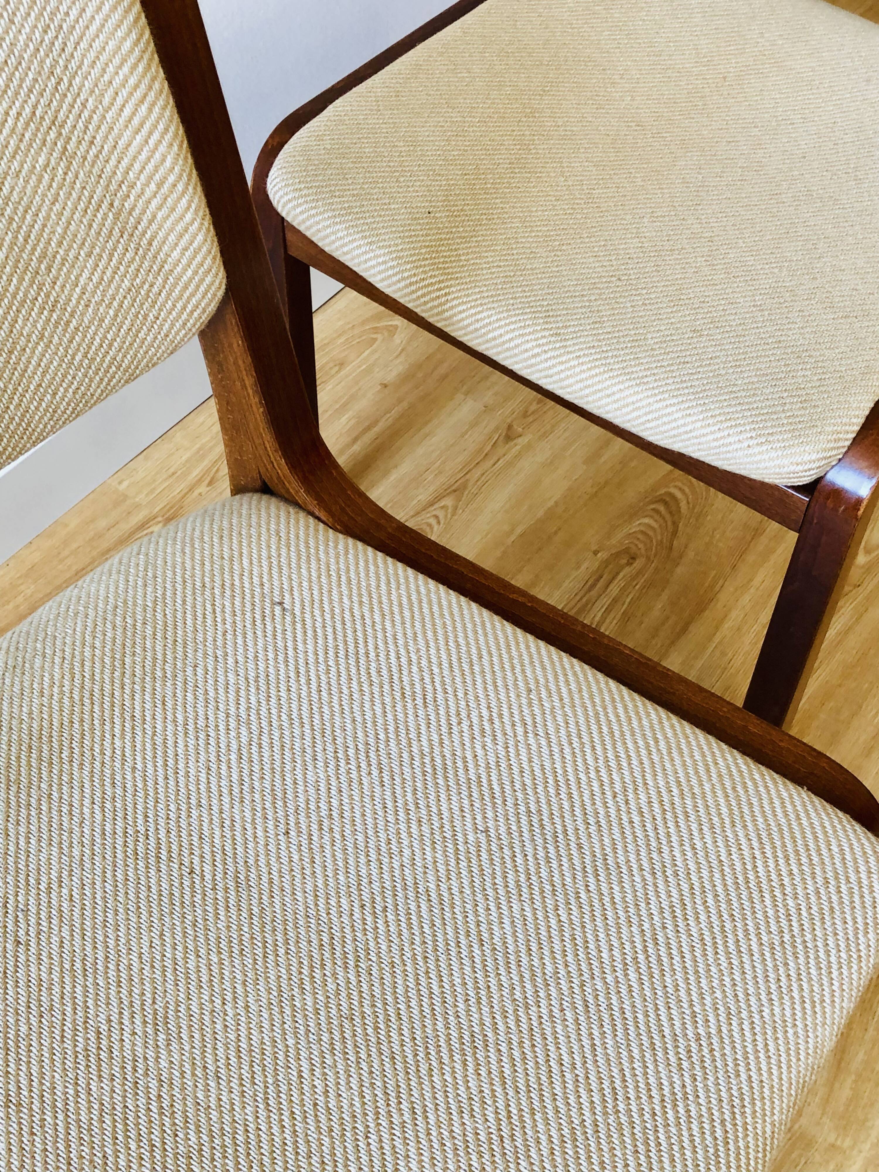 Set of 4 vintage chairs in teak and wool