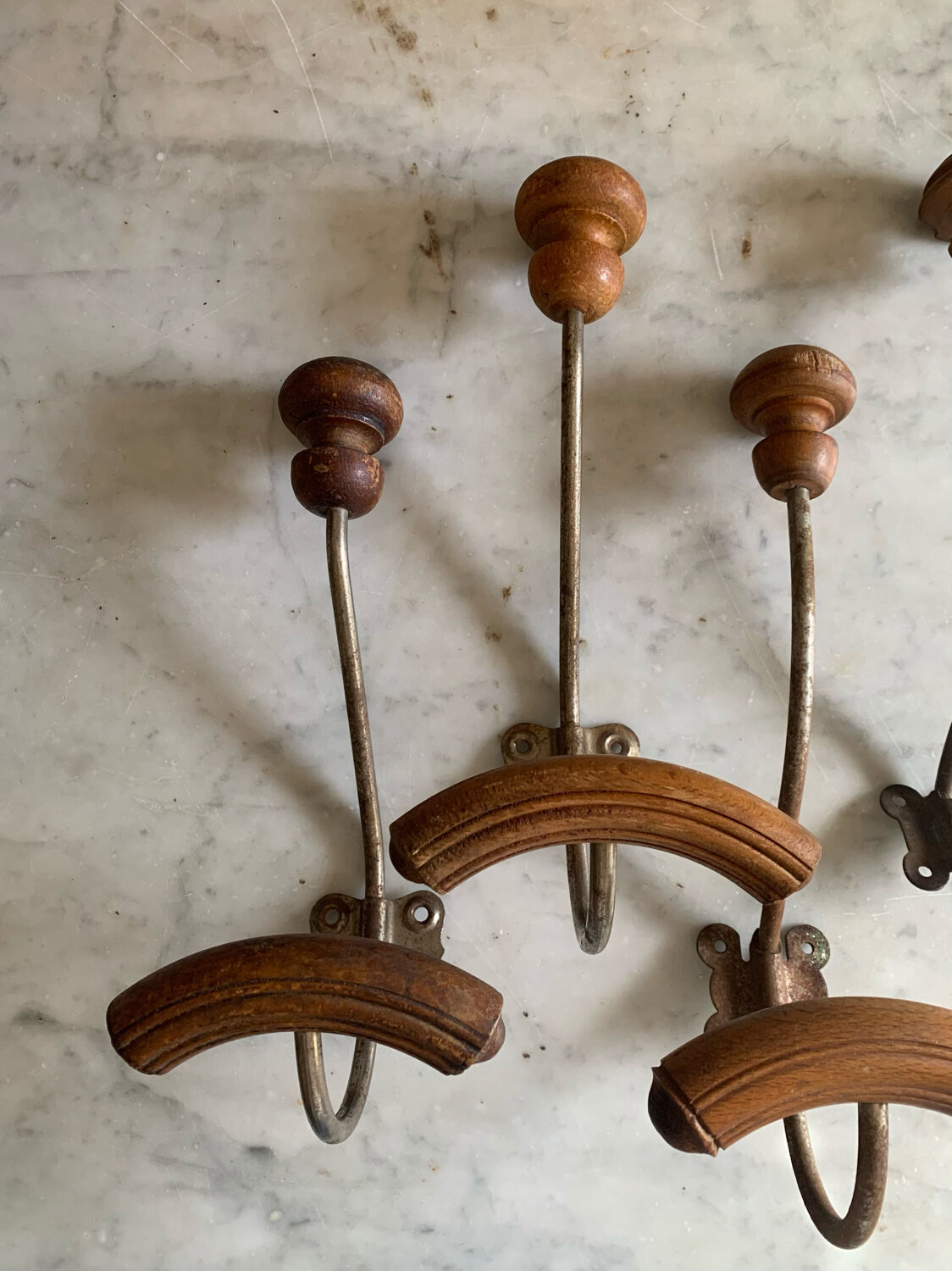 Set of 4 double hooks