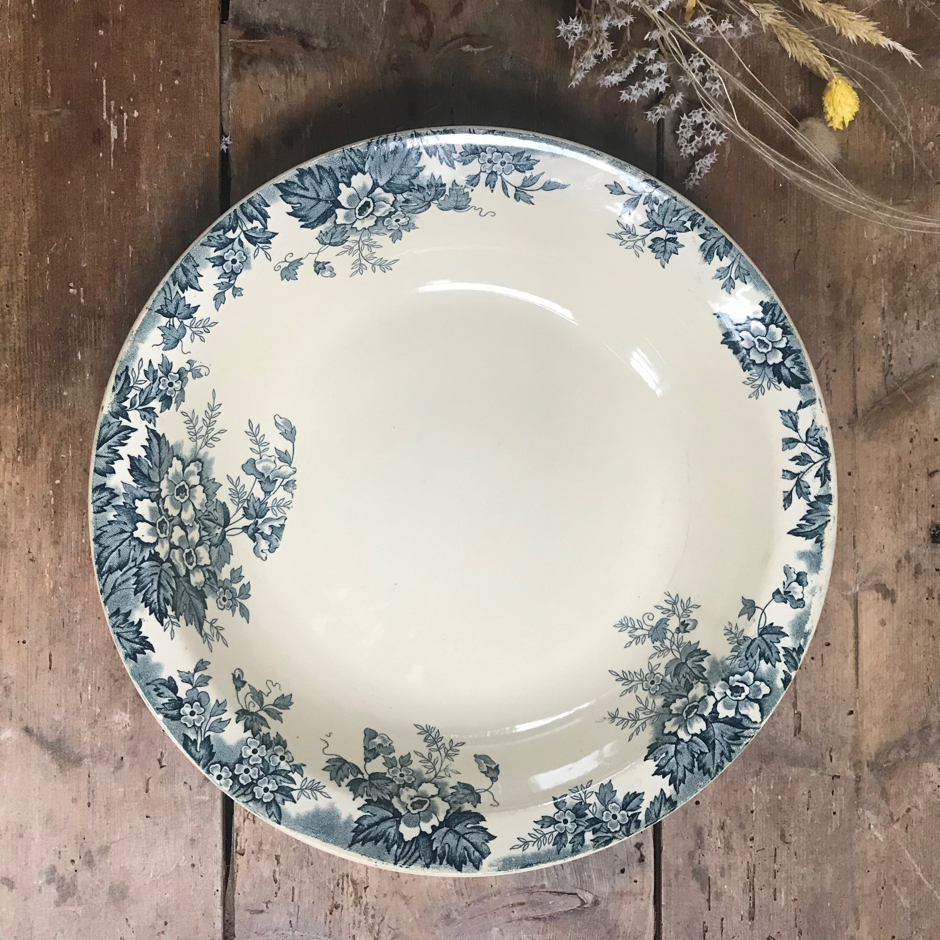 Marie-Louise Iron Earth Hollow Plate