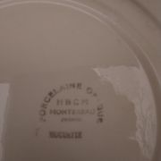 Opaque porcelain plate HBCM Creil Montereau model Huguette diam 22.5 cm
