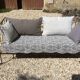 Lit banquette ancien fer forgé avec coussins