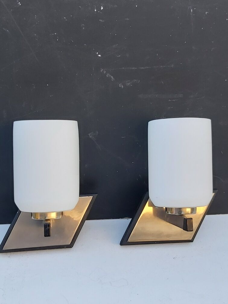 Pair of vintage metal and opaline wall light