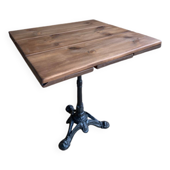 Table bistrot pied central en fonte et plateau rustique