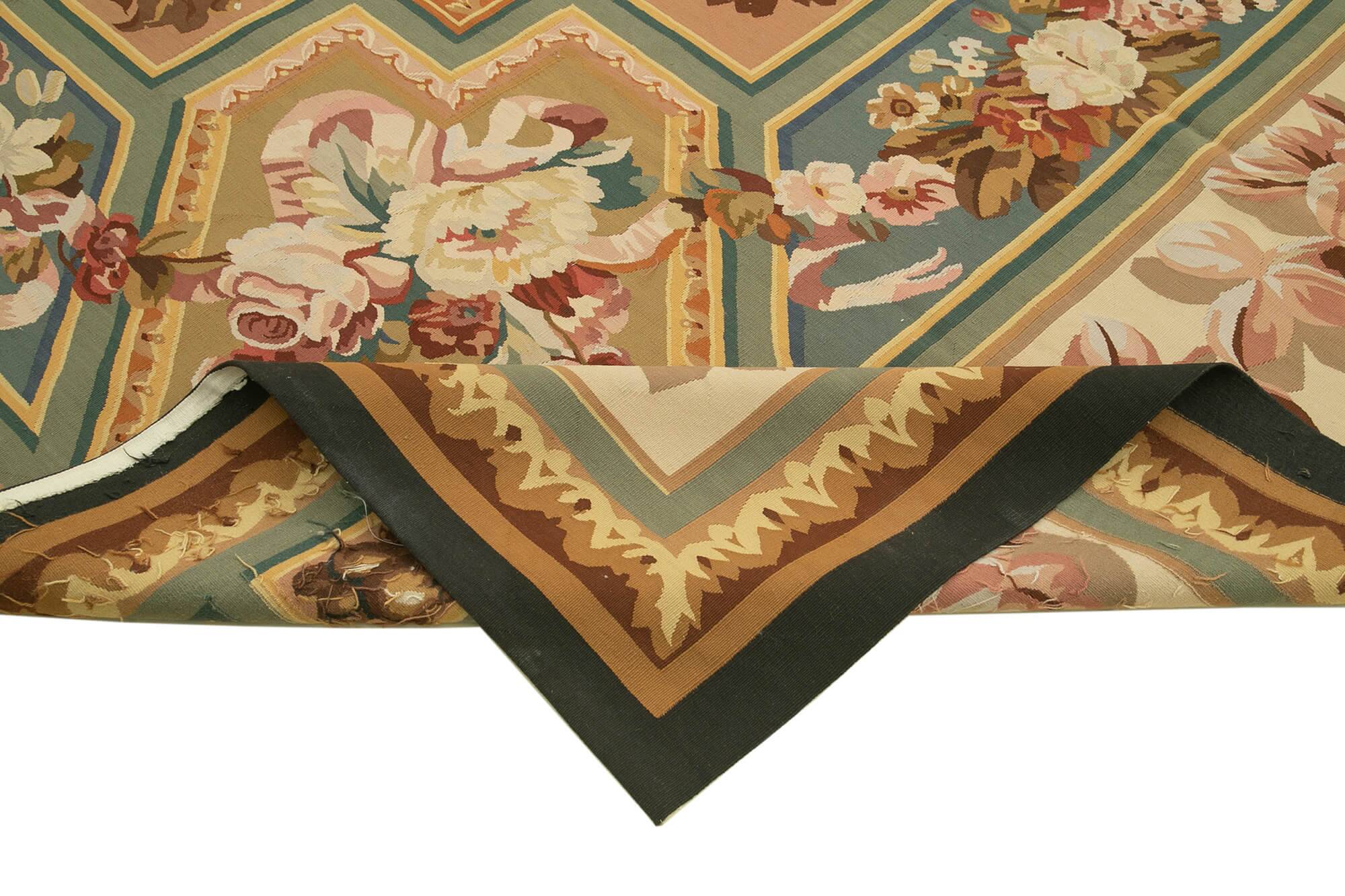 Handmade European Vintage Aubusson Kilim 281 cm x 364 cm