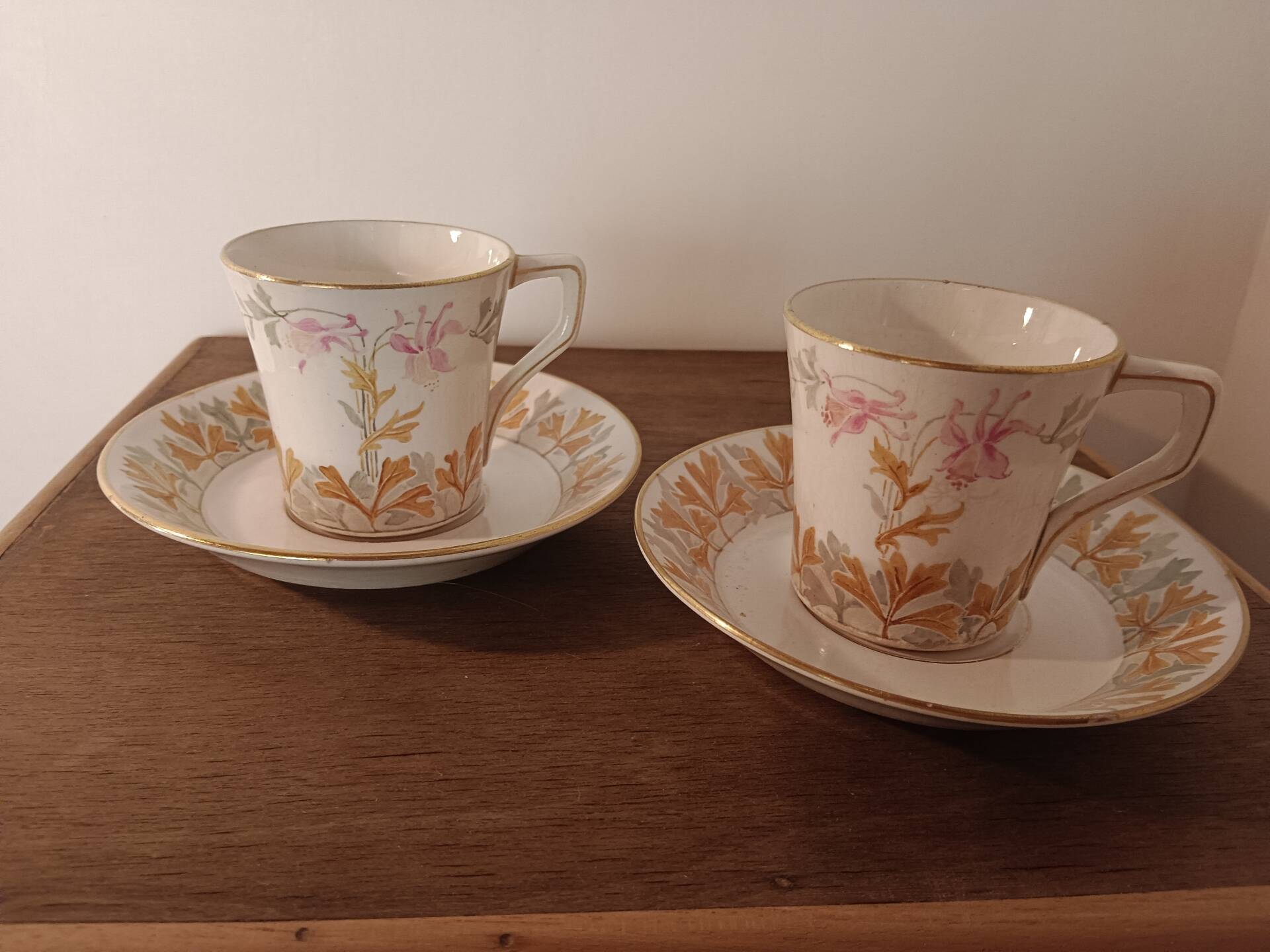 Art Nouveau coffee service in fine Maastricht earthenware (Céra Company)