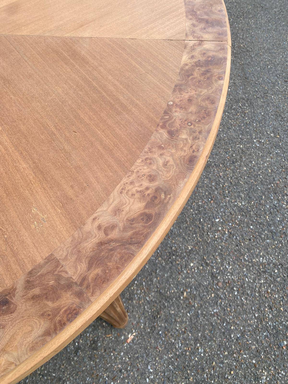 Table de salle à manger ronde extensible signée Jansen Paris 1930