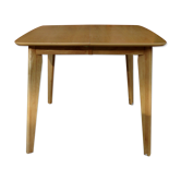 Extendable Scandinavian table