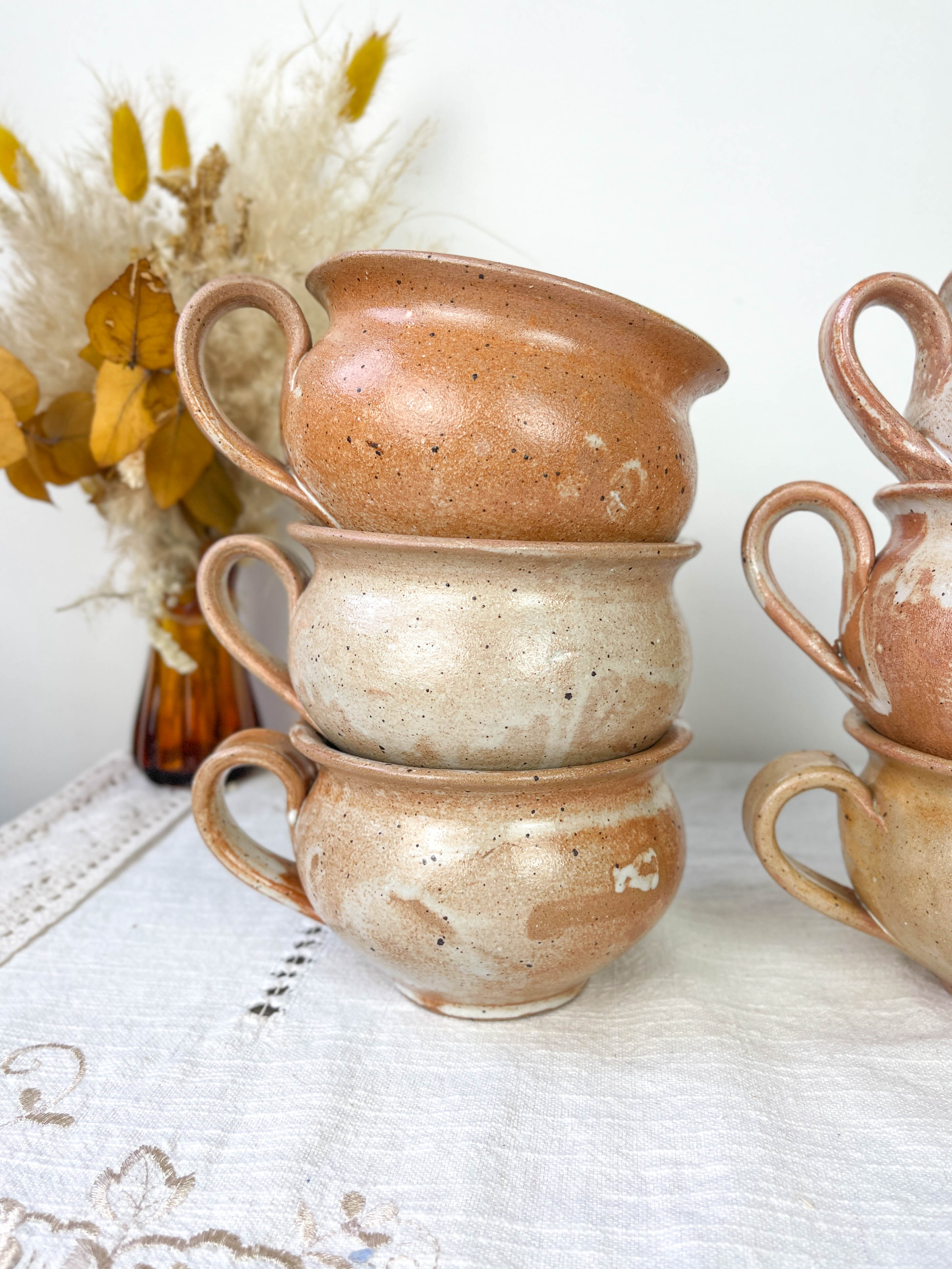 8 cups in vintage enamelled stoneware