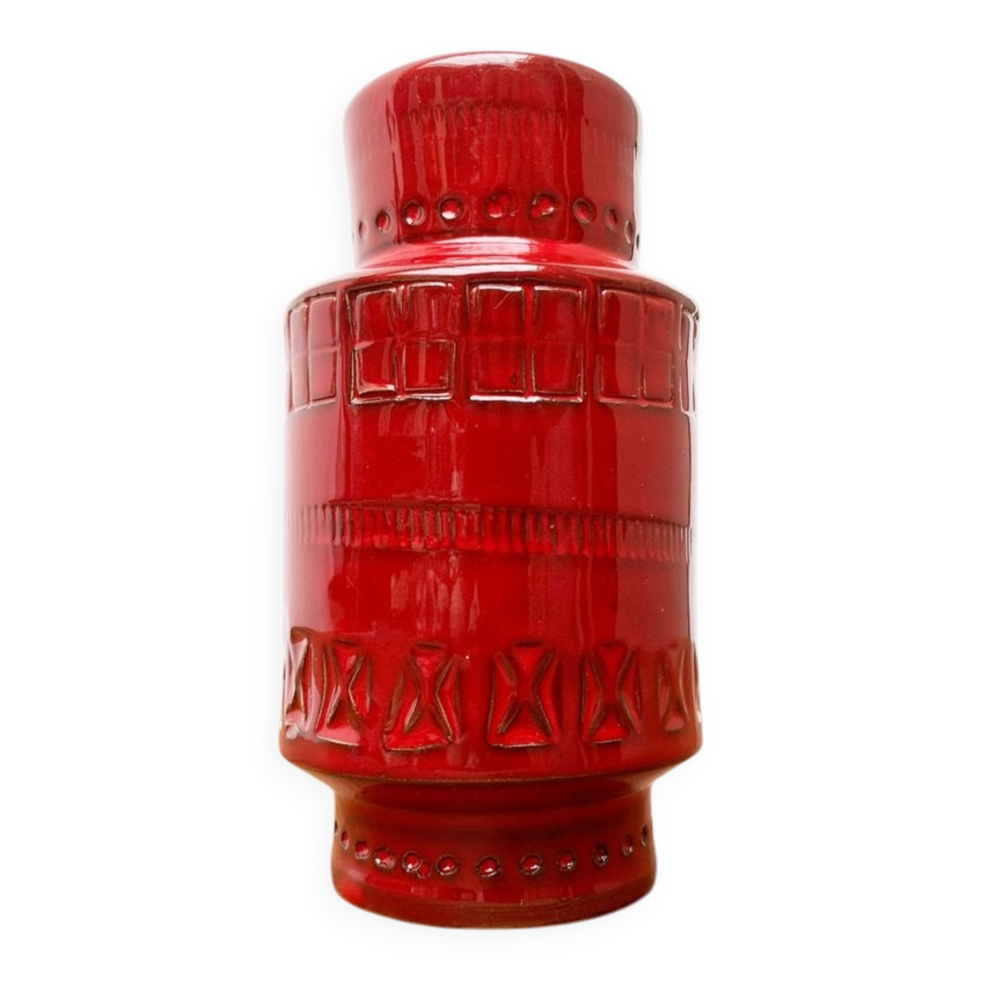 Red pottery vase Rimini Italian from the mid-century by Aldo Londi for Bitossi, 1960s.