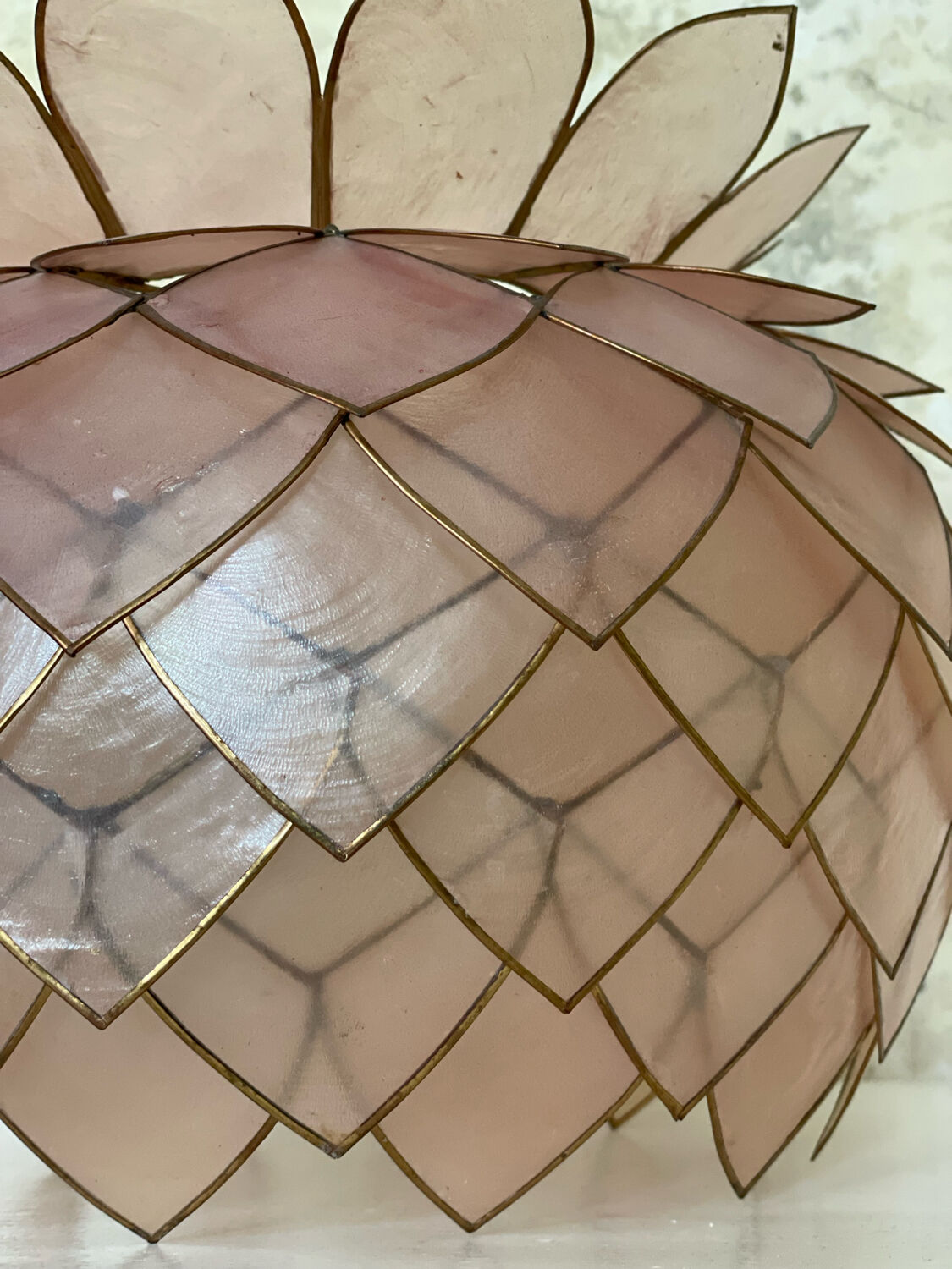 Abas-jour en nacre vintage