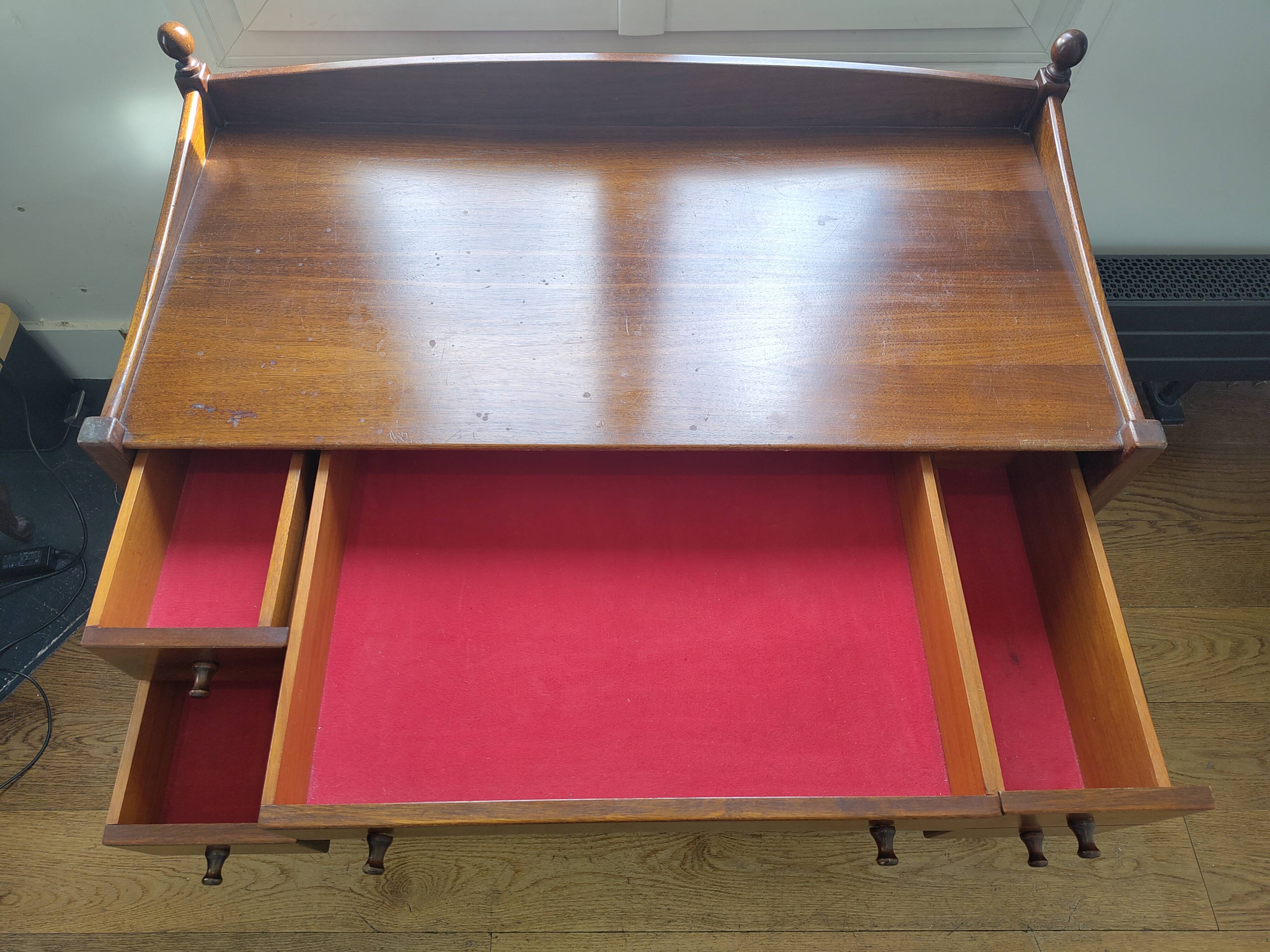 Hairdresser Jacques HAUVILLE for Roche-Bobois