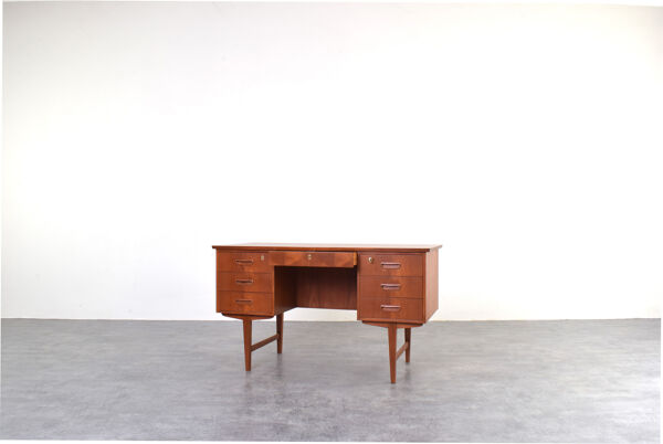 Bureau exécutif en teck danois de style mid-century moderne, années 1960