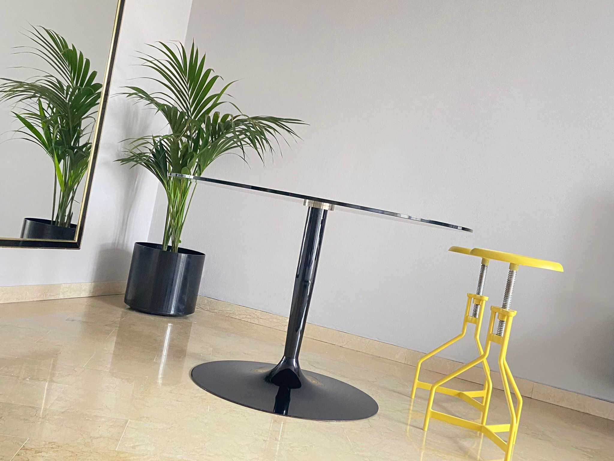 Pair of yellow lacquered metal stools, Restaurati, Italy 70's