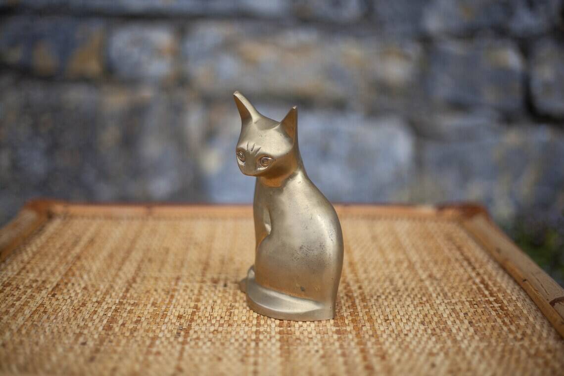 Vintage statue, brass cat statue, cat figurine, cat statue, collection, brass cat