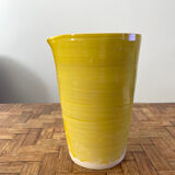 Vase en ceramique jaune fait main