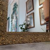 Miroir en stuc doré 55 x 60 cm