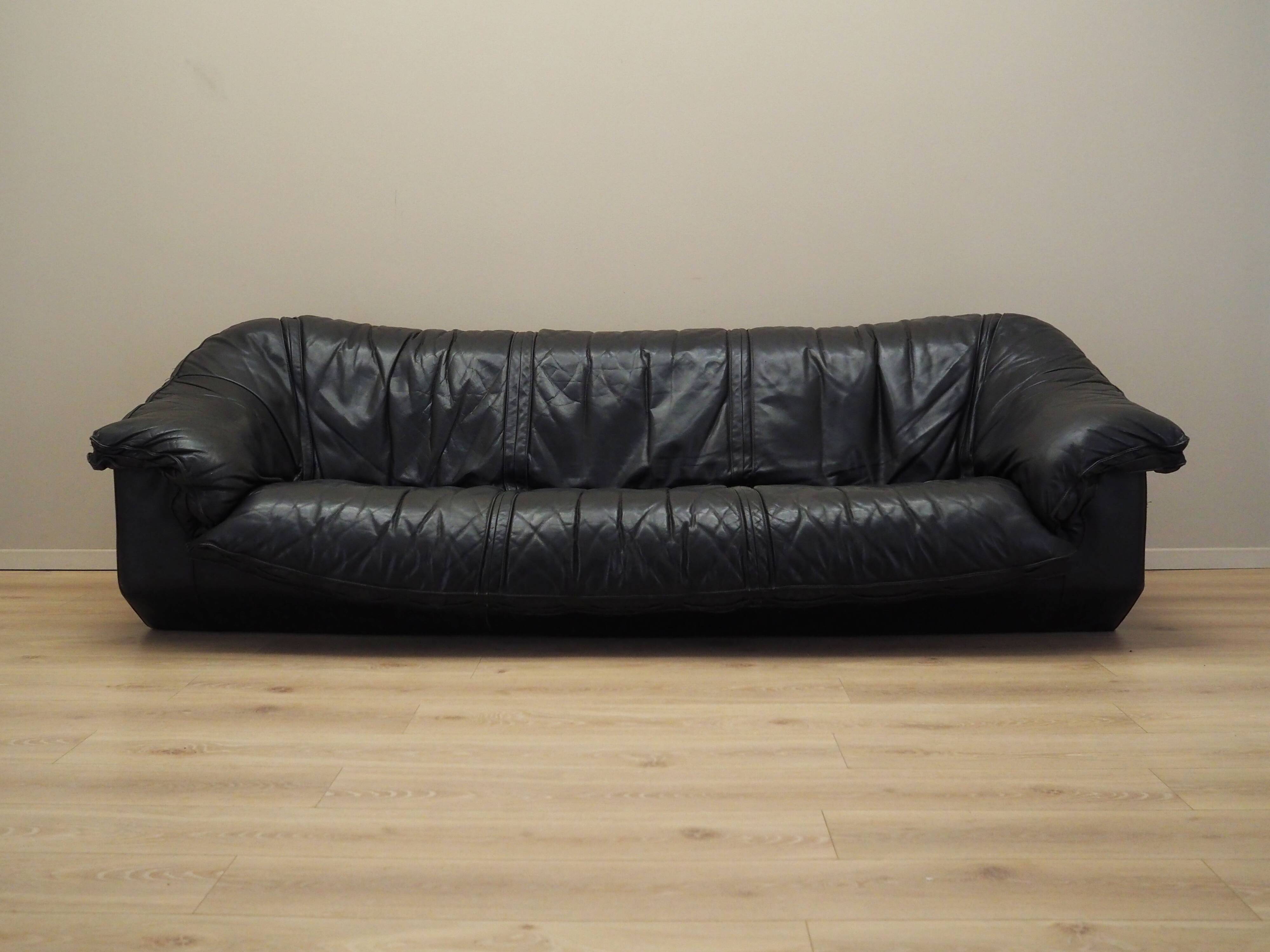 Black leather sofa, Italian design, 1960s, production: Italy