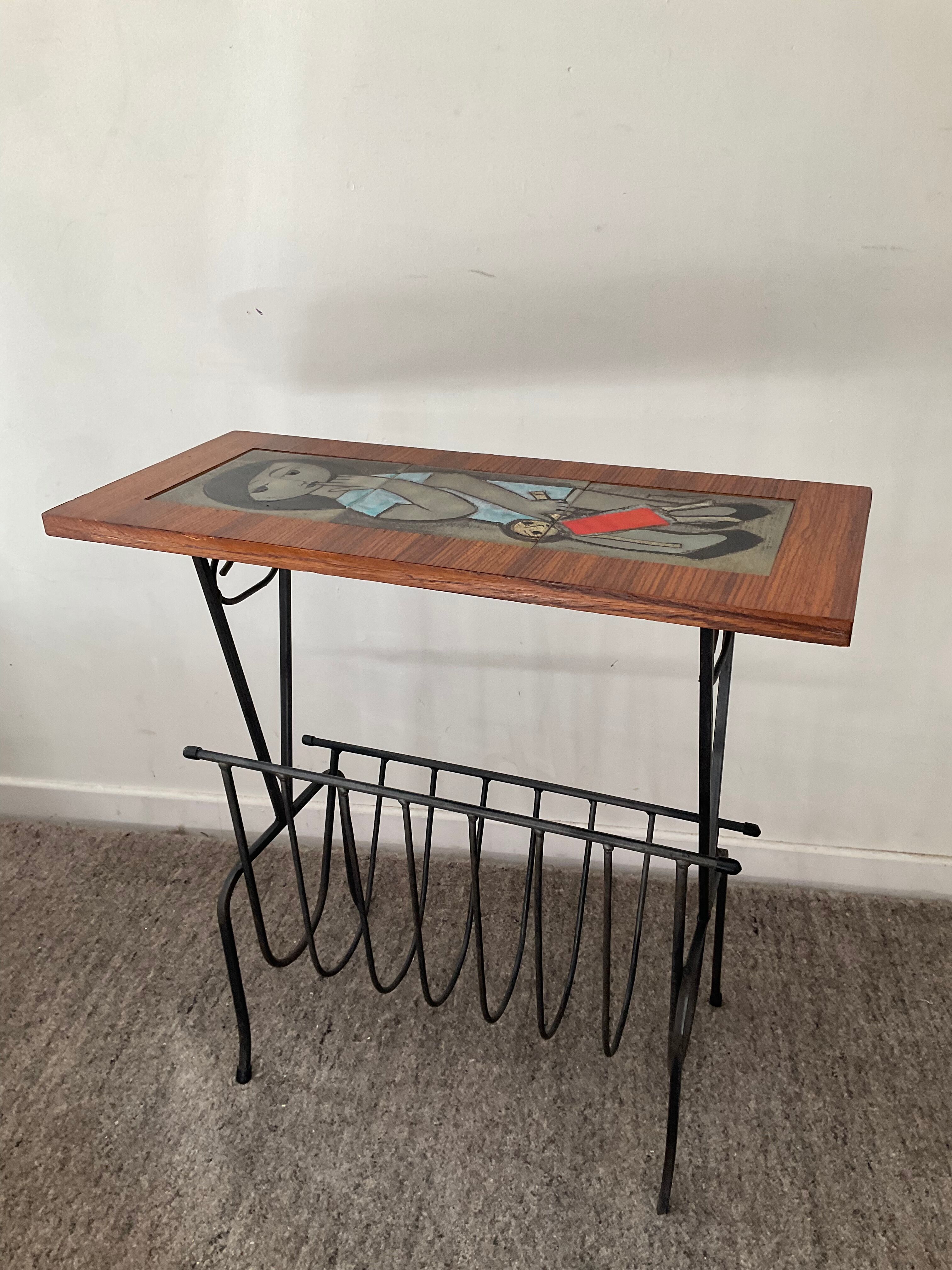 Vintage magazine holder with side table from the 60s and 70s