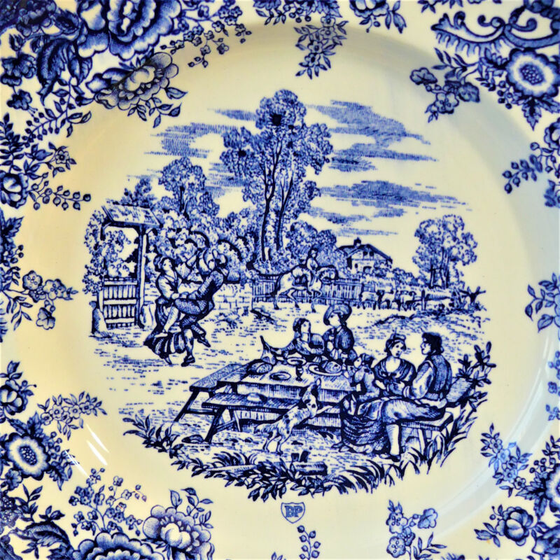 Five English porcelain style table plates