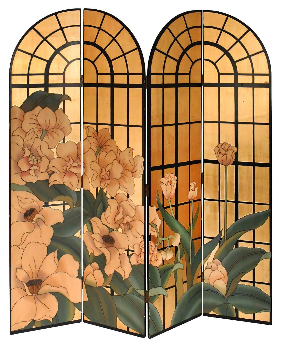 Paravent en laque à décor de la scène florale