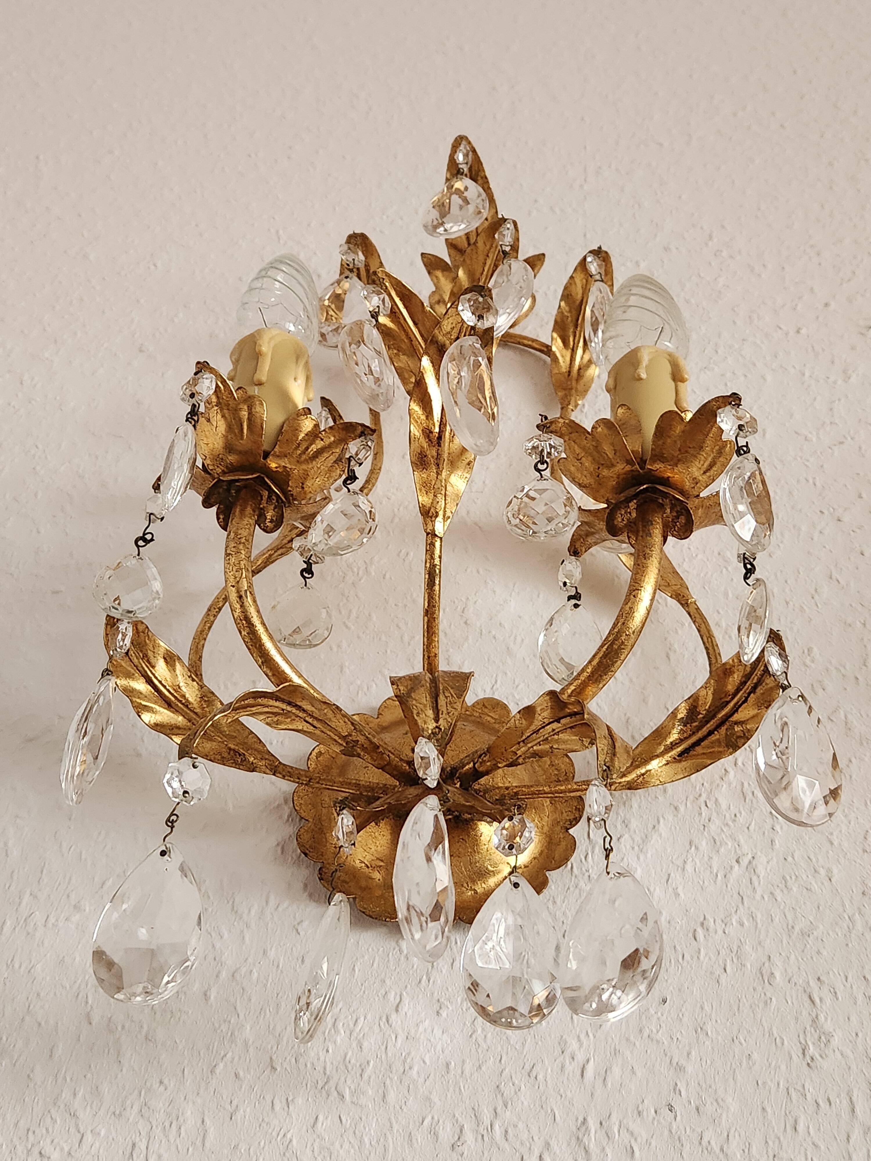 Hand-forged wall lamp gilded with gold leaf and crystals, Italy