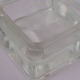 Glass pocket emptier