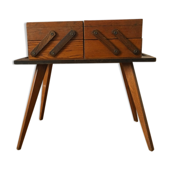 Travailleuse pieds compas vintage