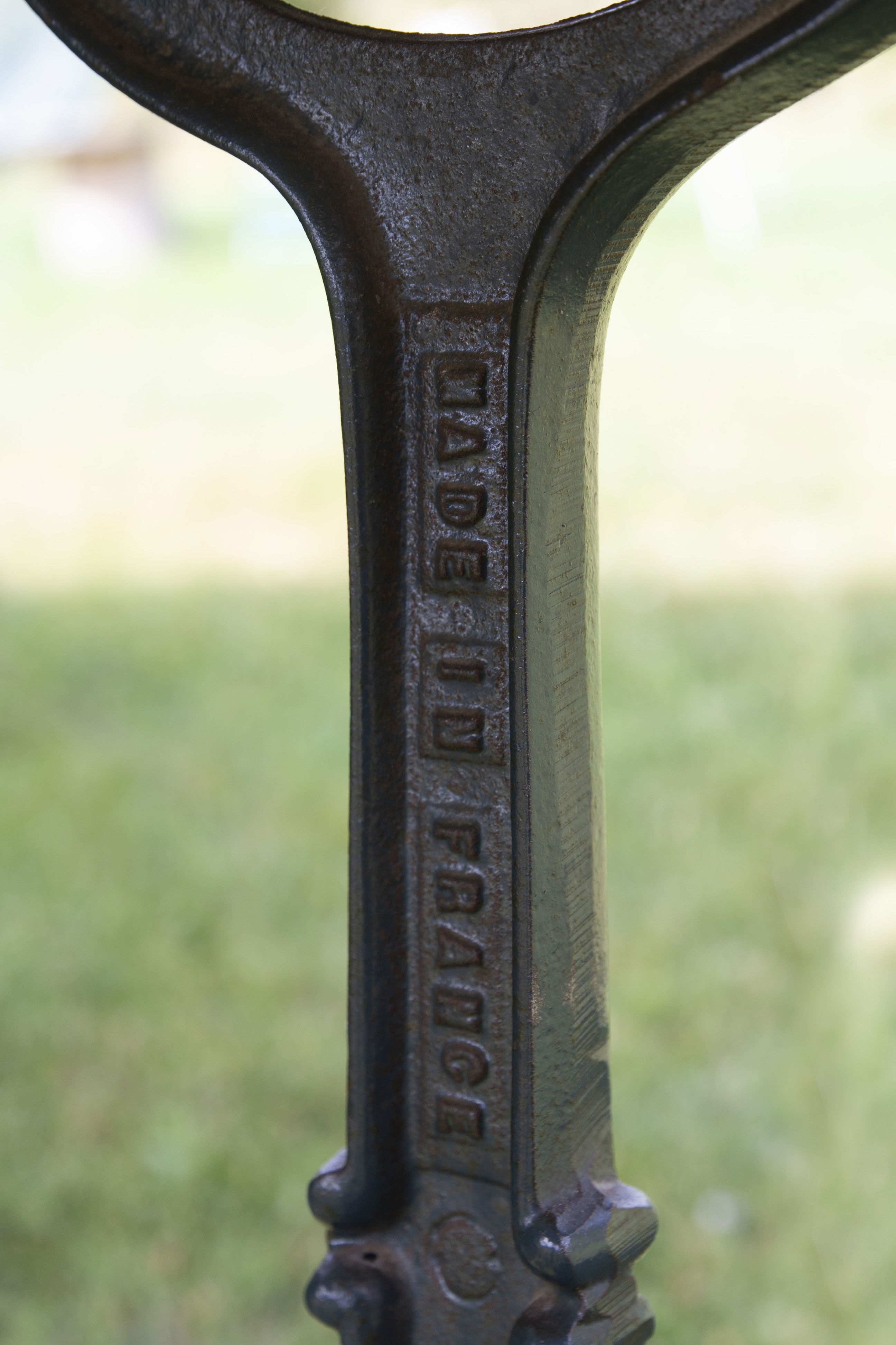 Marble bistro table and cast iron Godin