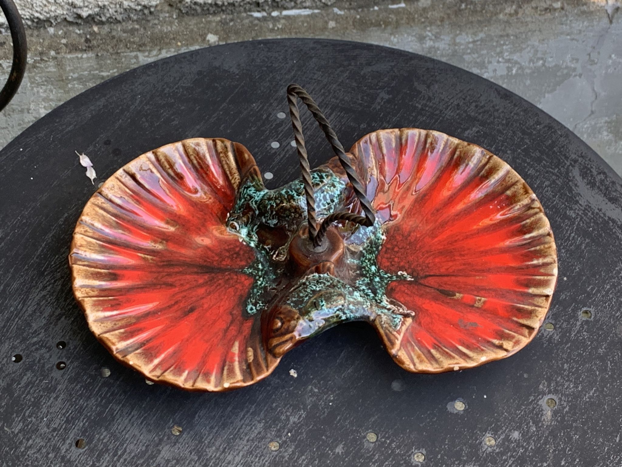 Servant in the shape of an enamelled ceramic shell and forged iron in vintage Vallauris style