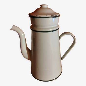 Cafetière émaillée vintage