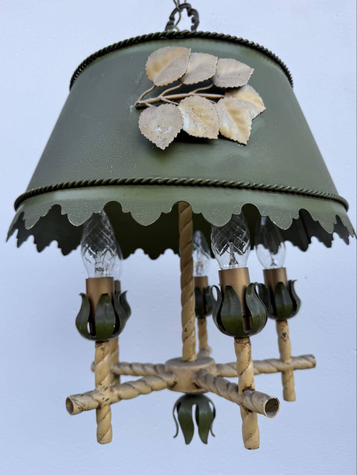 Florentine style chandelier Hollywood Regency 1960s
