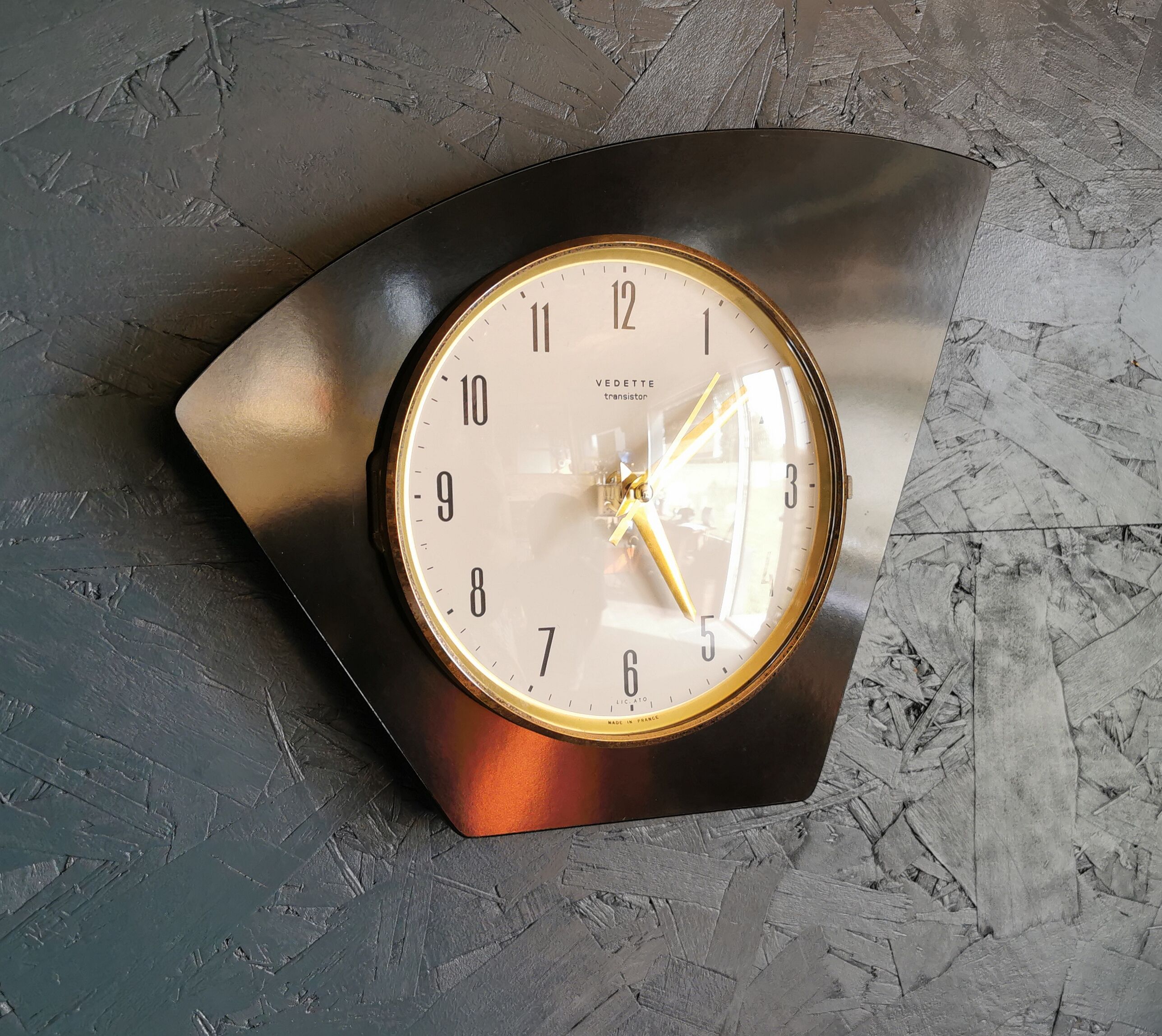 Vintage formica clock silent asymmetrical wall pendulum "Vedette noir"