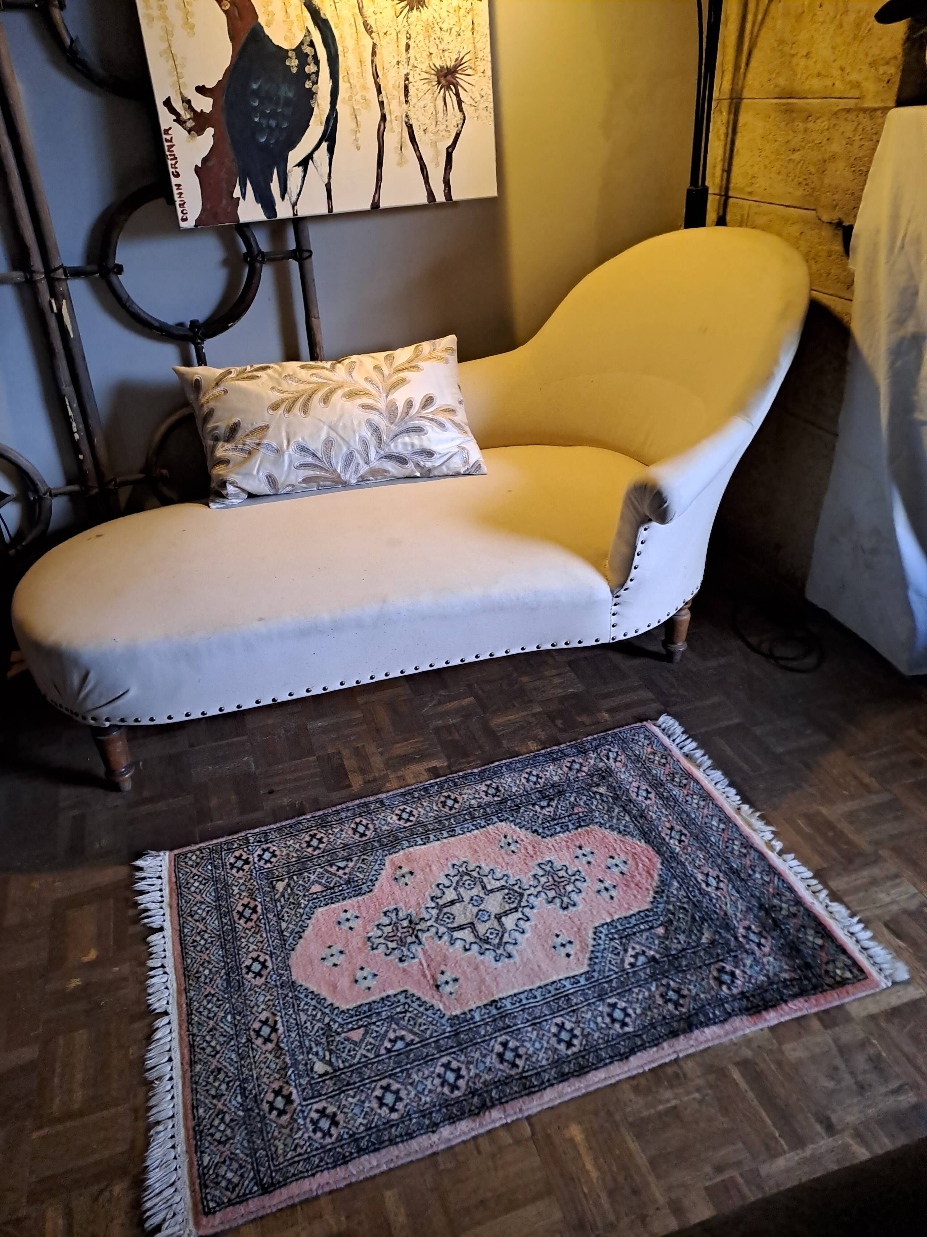 Handmade wool rugs oriental style rectangular Pakistan 1990 vintage pink gray