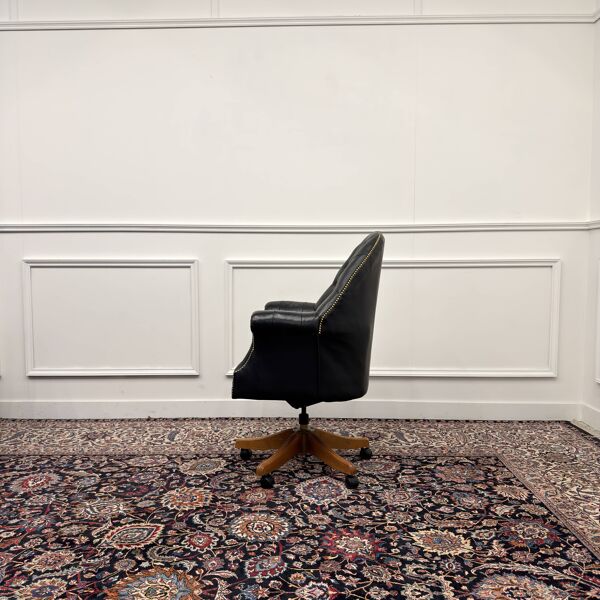 Chaise de bureau Chesterfield anglaise classique noire