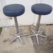 Bar stool design
