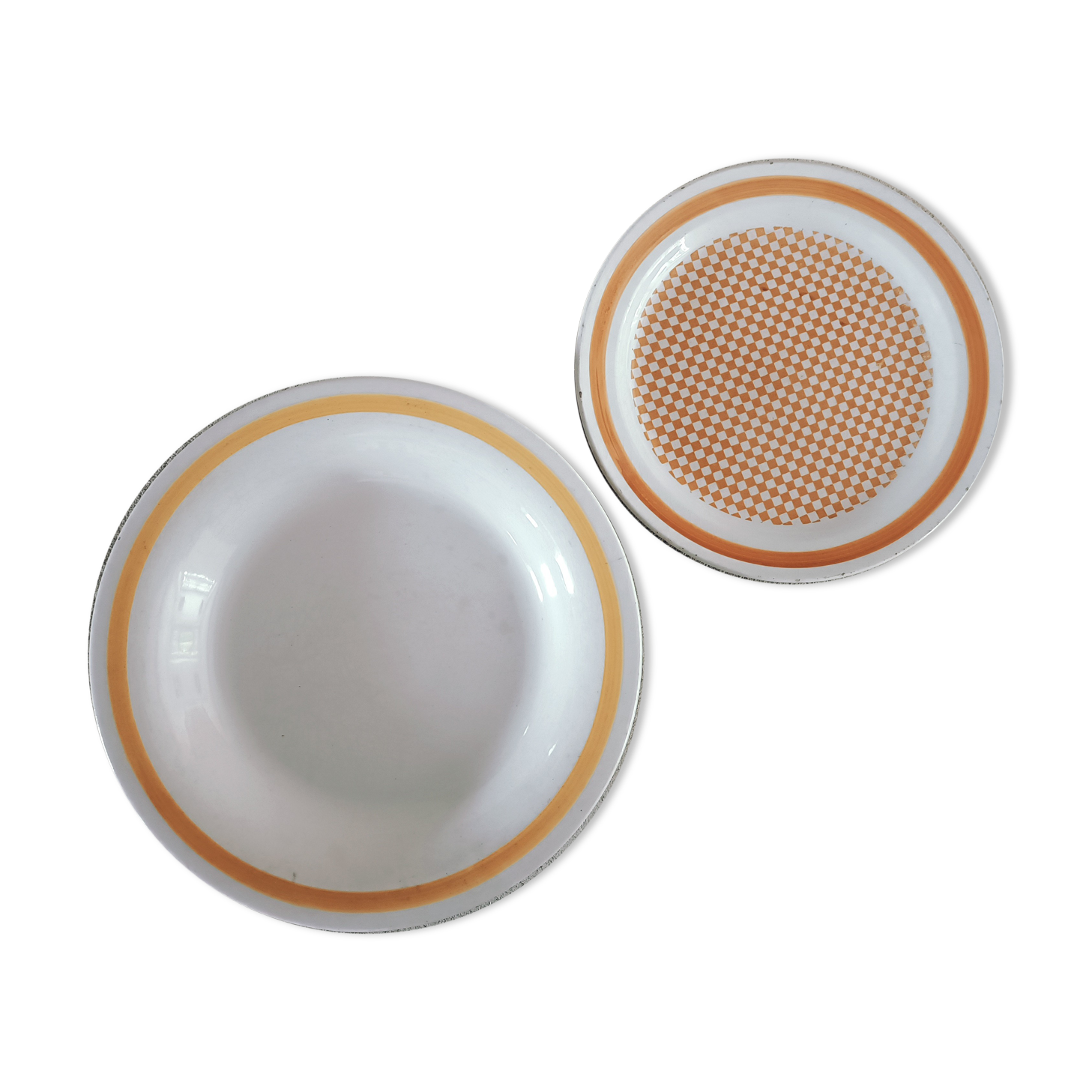 2 plates Gien and Longwy years 1940-1960