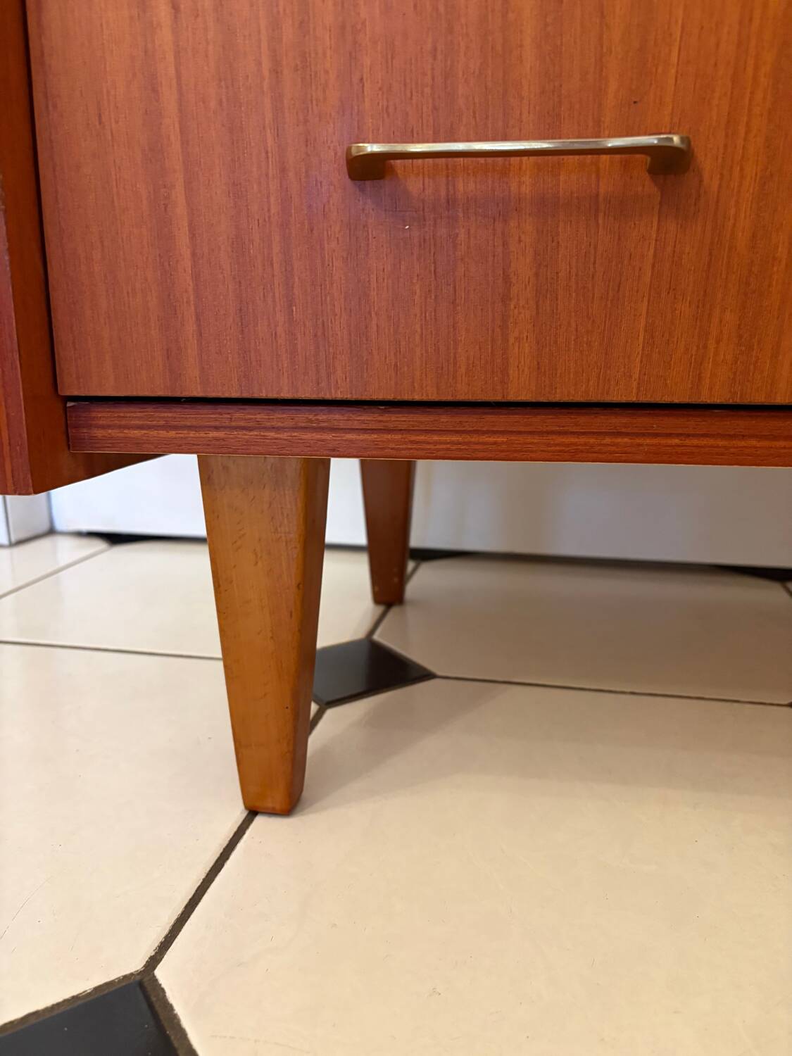 Commode vintage scandinave