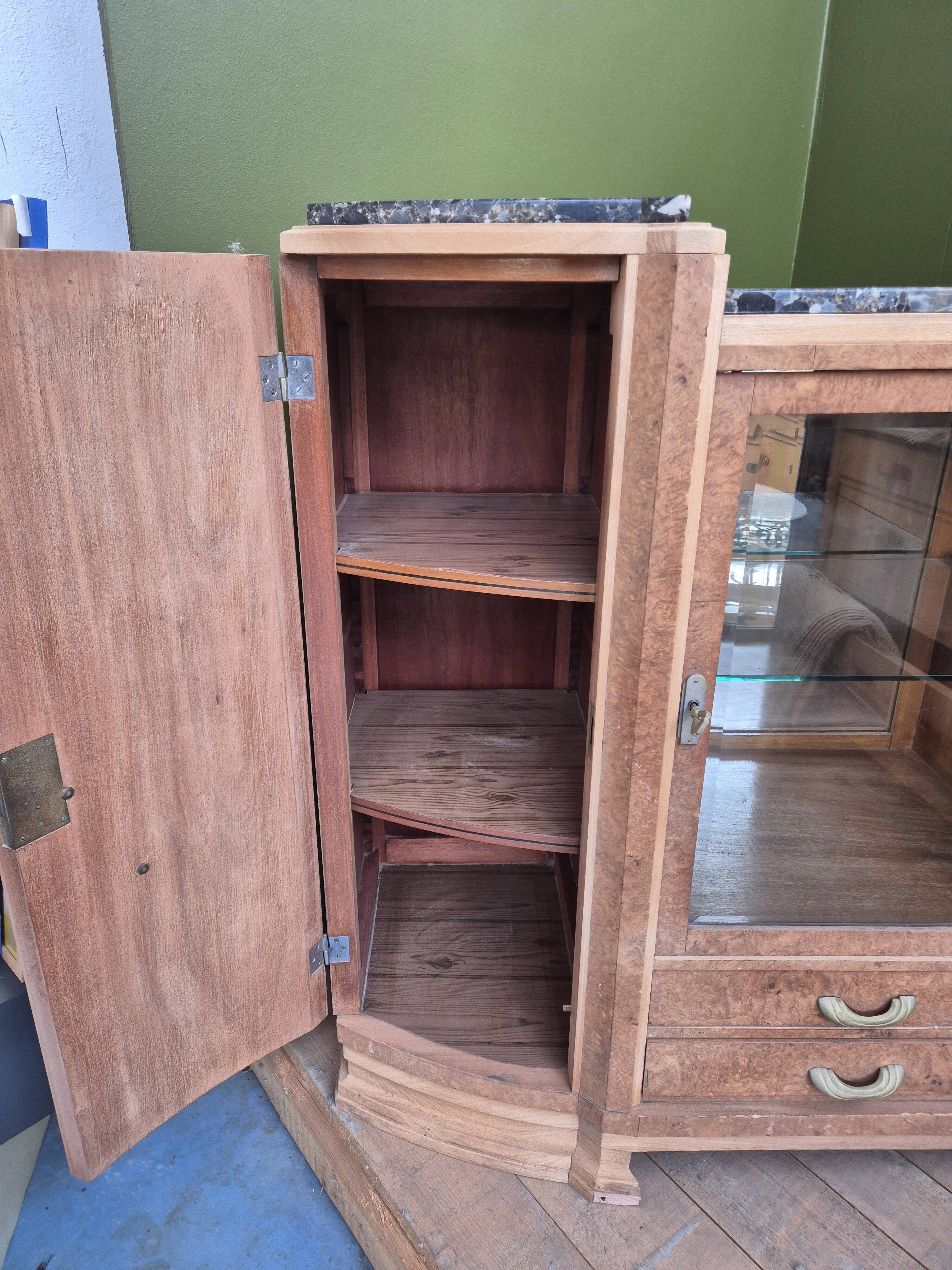 Abrasive blasting storage