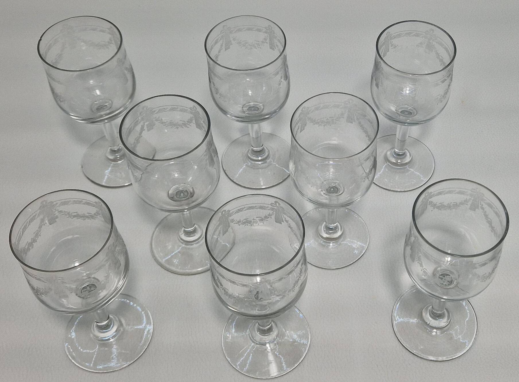 8 engraved crystal glasses