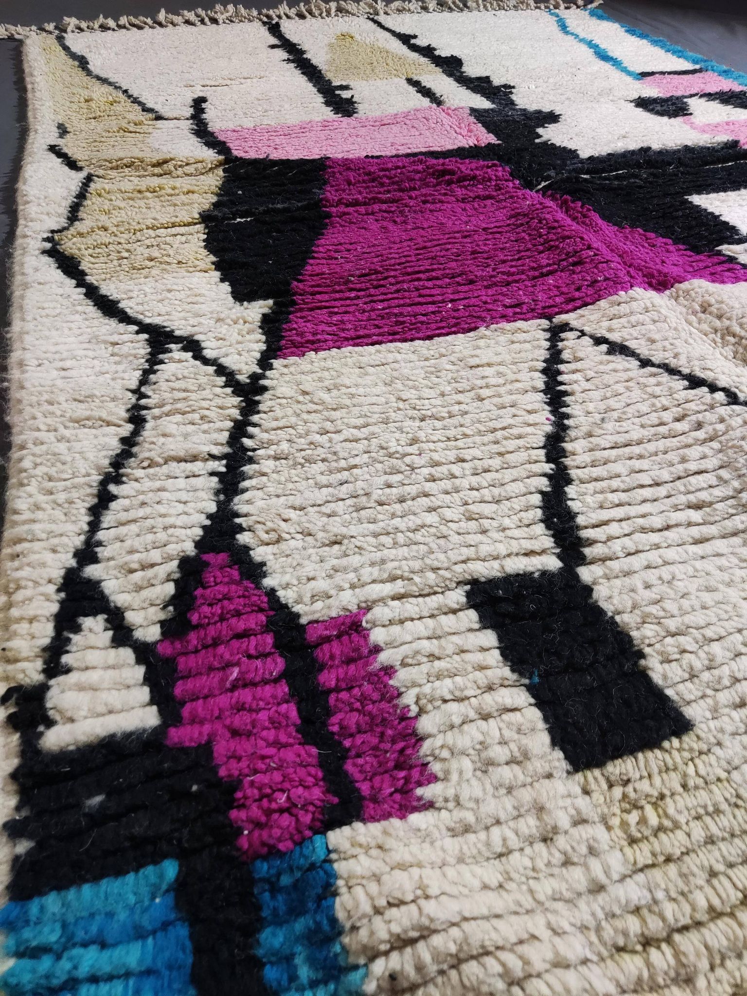 Berber rug in natural wool 2.5 x 1.5 m