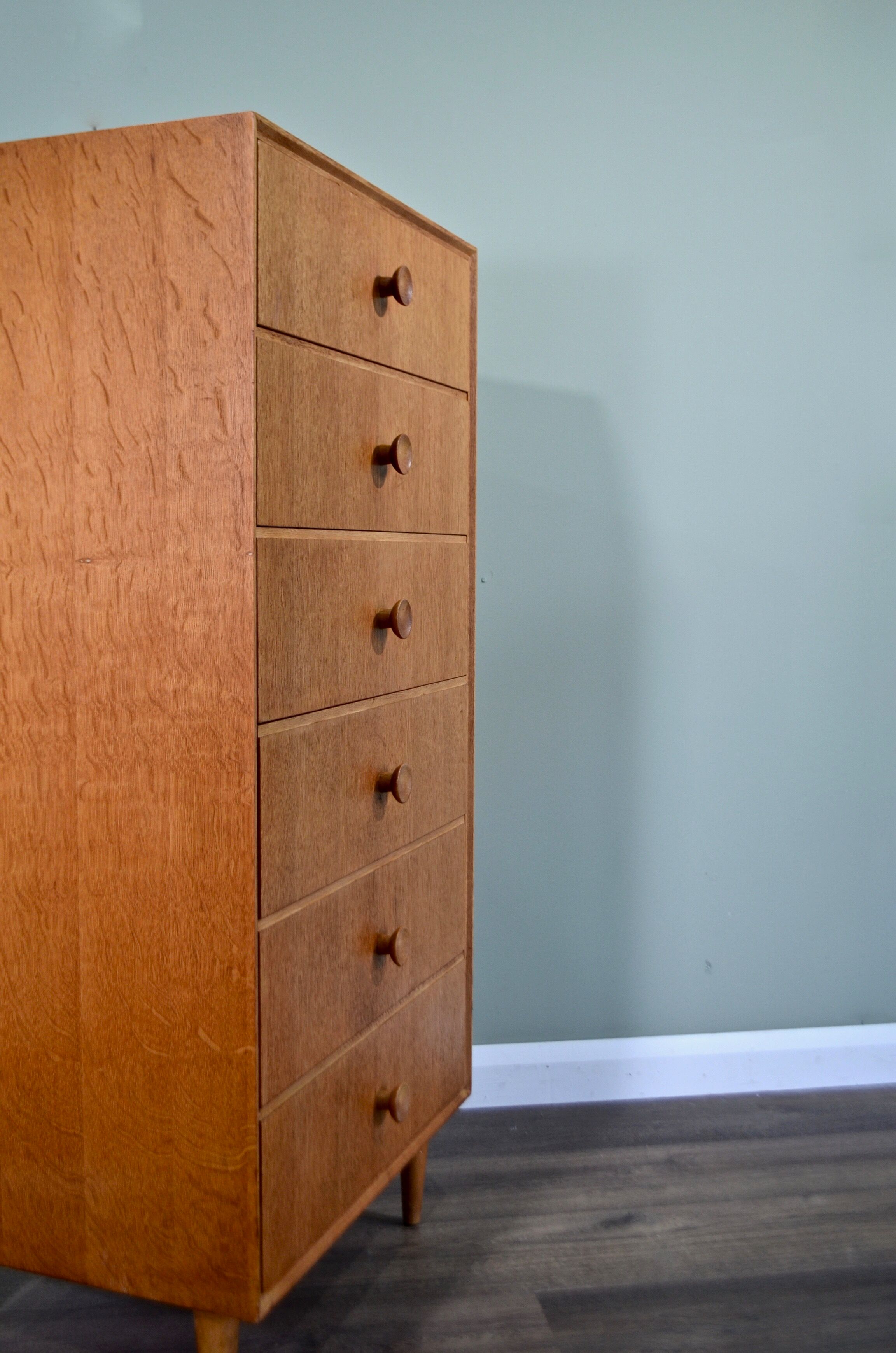 Vintage Meredew Tallboy / Chest Of Drawers in Oak.