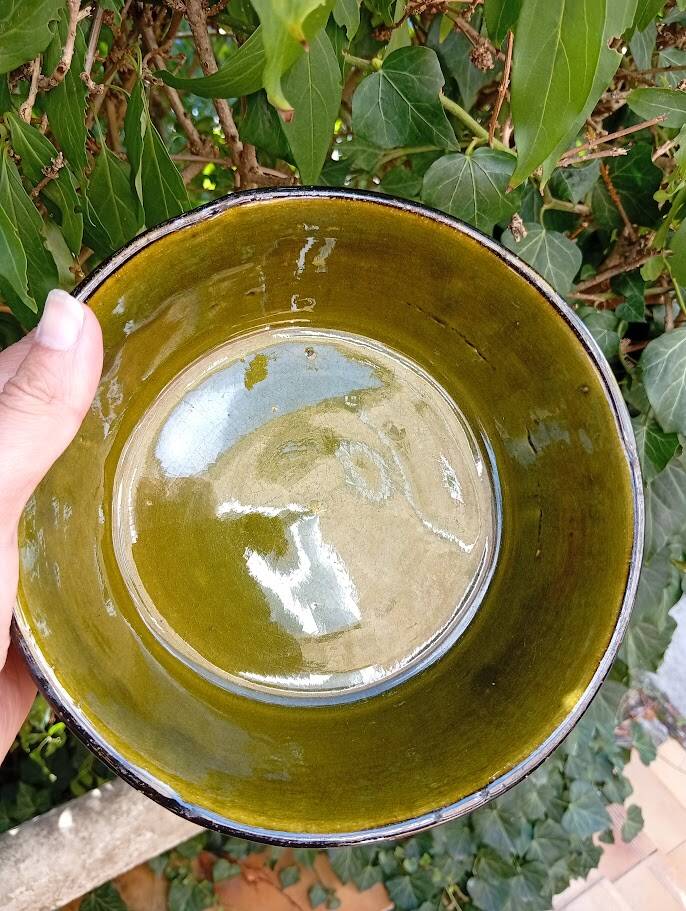 Saladier en céramique vert