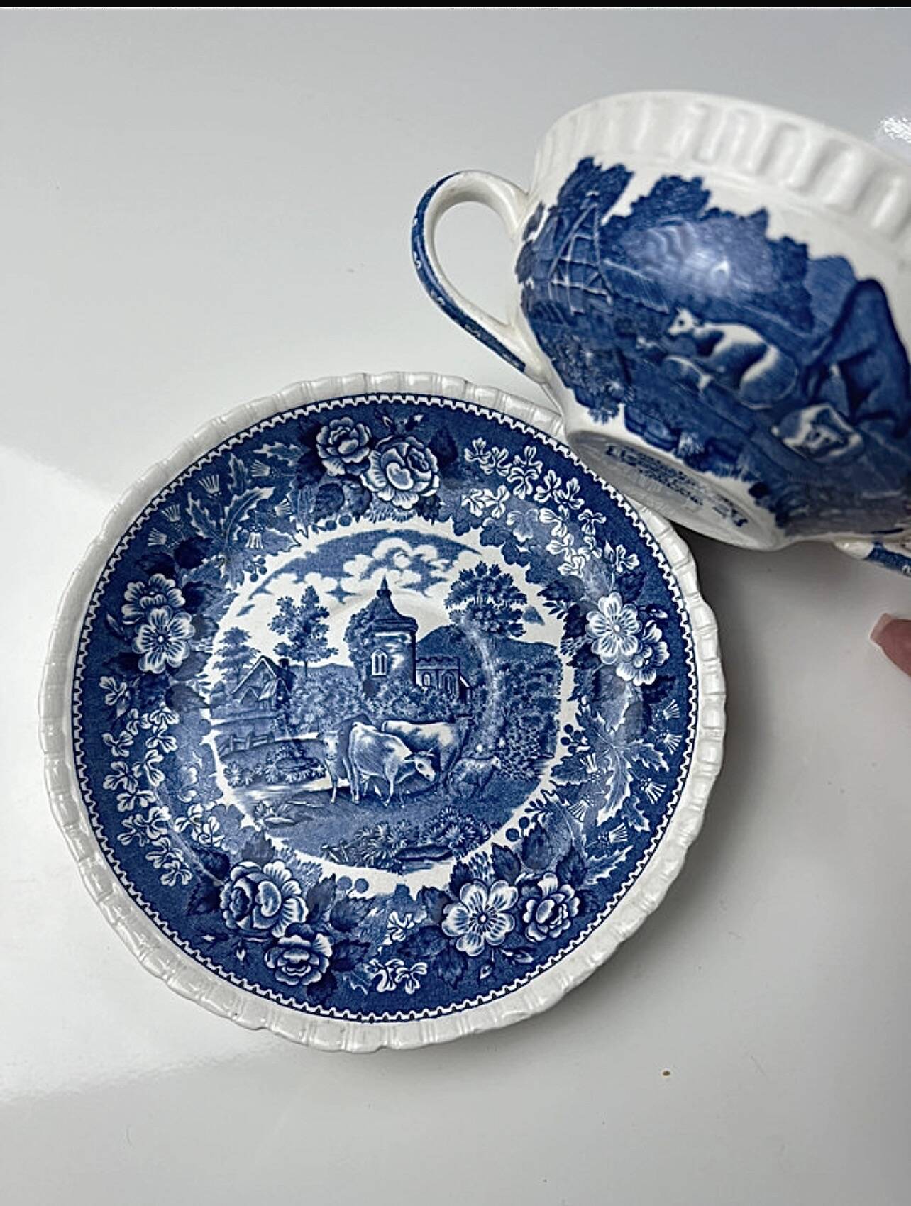 Adams English Scenic dish and bowl with handles