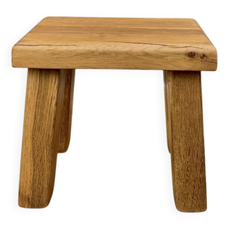 Small brutalist stool in solid oak – 1960s