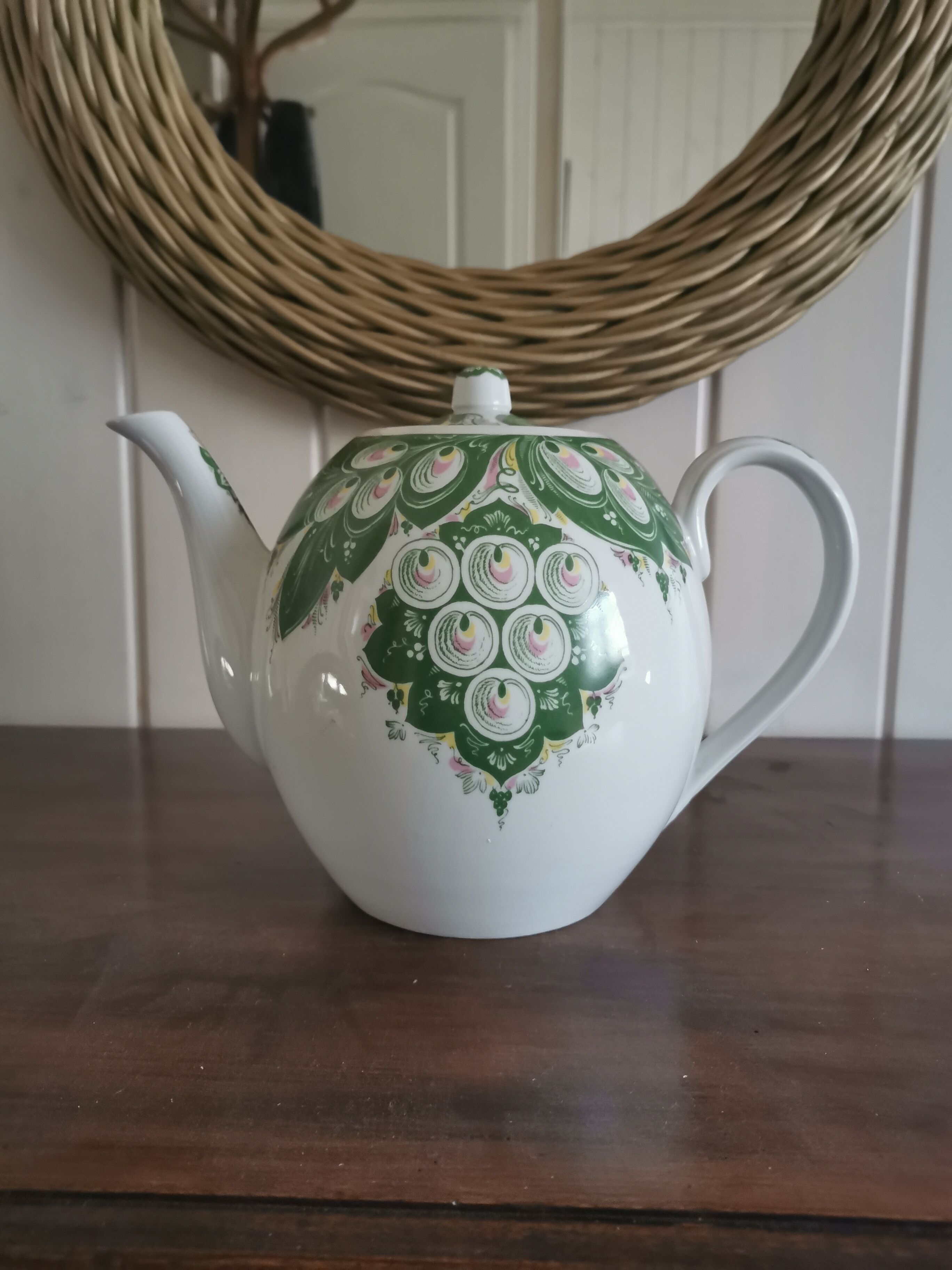 Large teapot